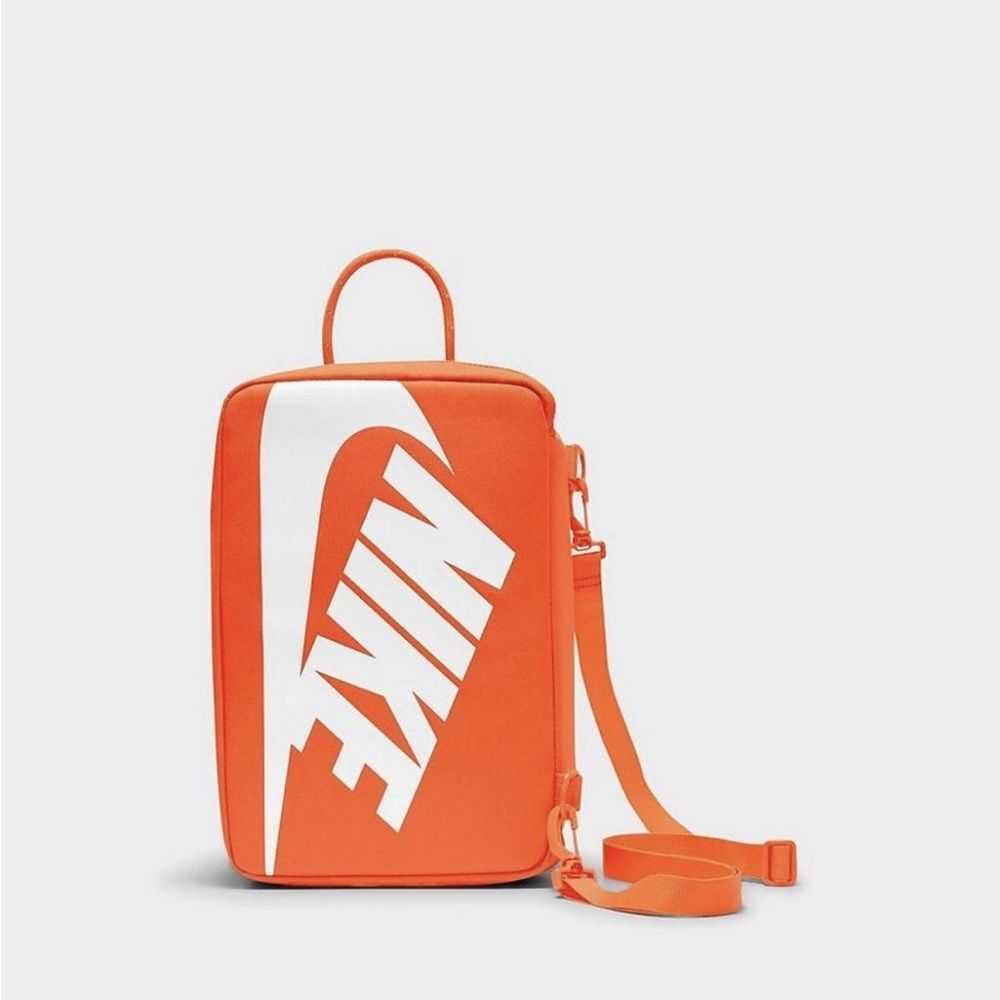Nike Workout Gym Bag - Side Zippers - Inner Pockets - Shoulder Strap - Orange -